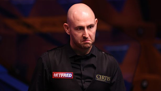 在上赛季与 在上赛季与