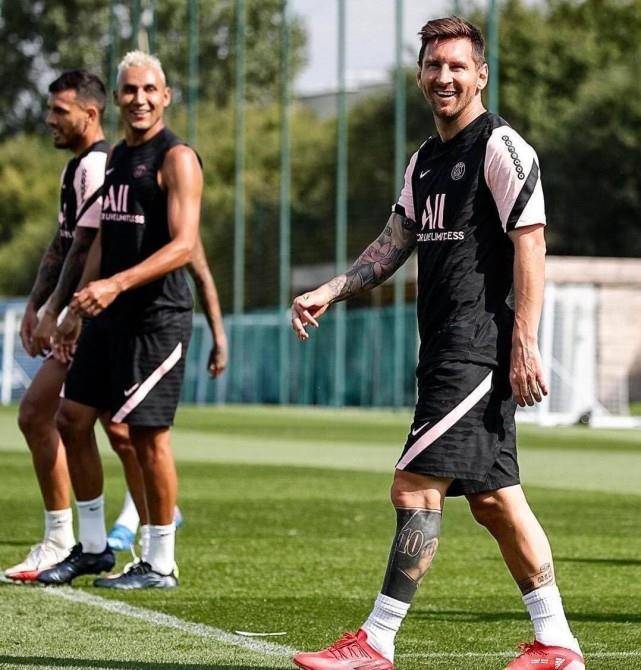 他们各自的 他们各自的