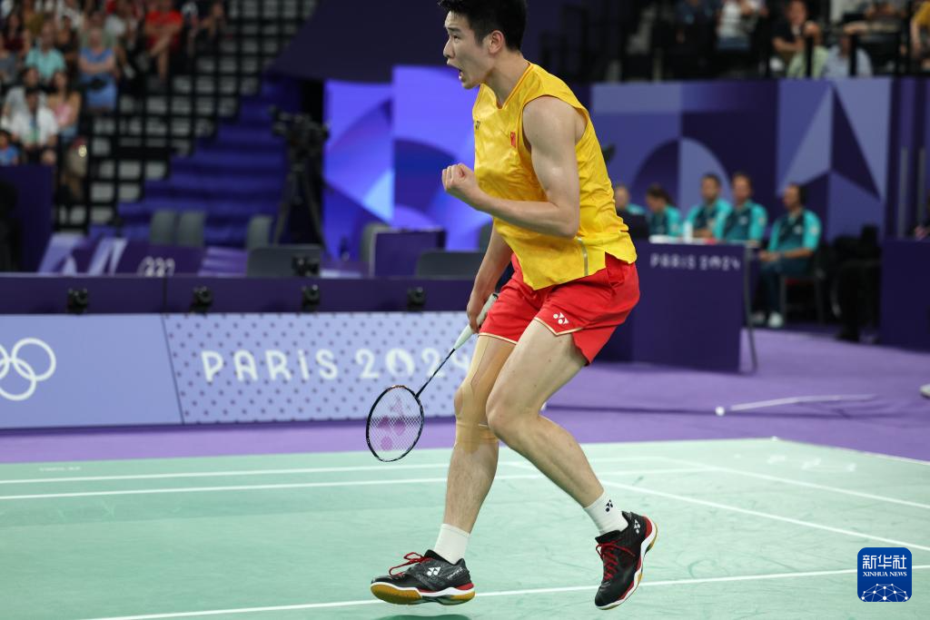 整个球队的 整个球队的